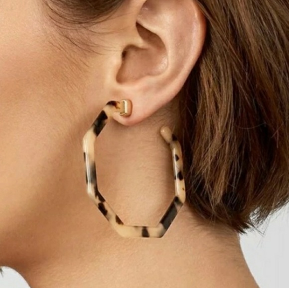 everrealli Jewelry - Light Tortoise Shell Hoop Earrings ear ring